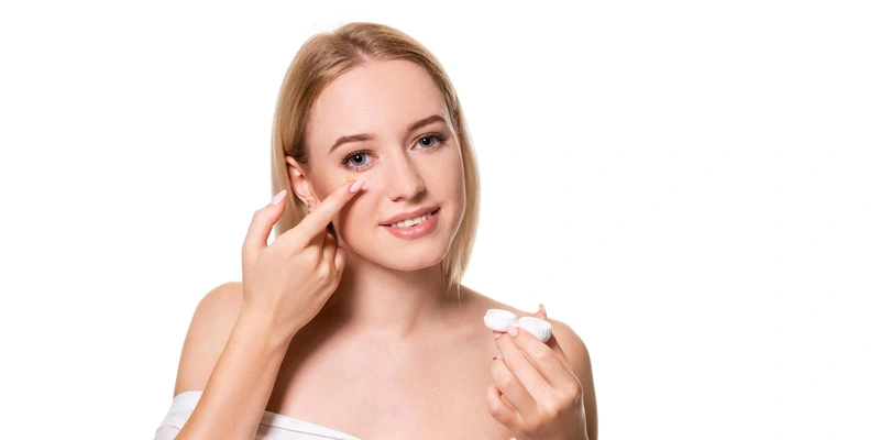 Discounted contact lenses, glasses and accessories from eOpticians using voucher codes